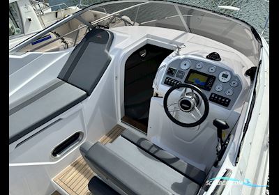 Salpa 23XL Motorbåd 2020, med Mercruiser motor, England