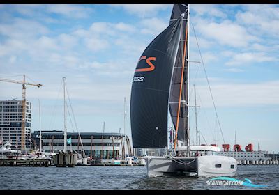 Excess 11 Flerskrovsbåt 2020, med Yanmar motor, Holland