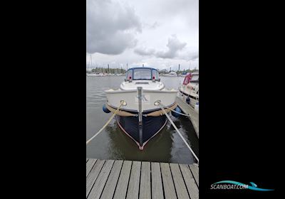 Menken Maritiem Newport Bass Motorbåd 2004, med Yanmar 4 JH3_TW motor, Tyskland