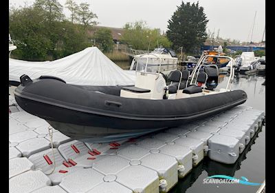 XS Ribs 700 Deluxe Schlauchboot / Rib 2008, mit Mercury motor, England