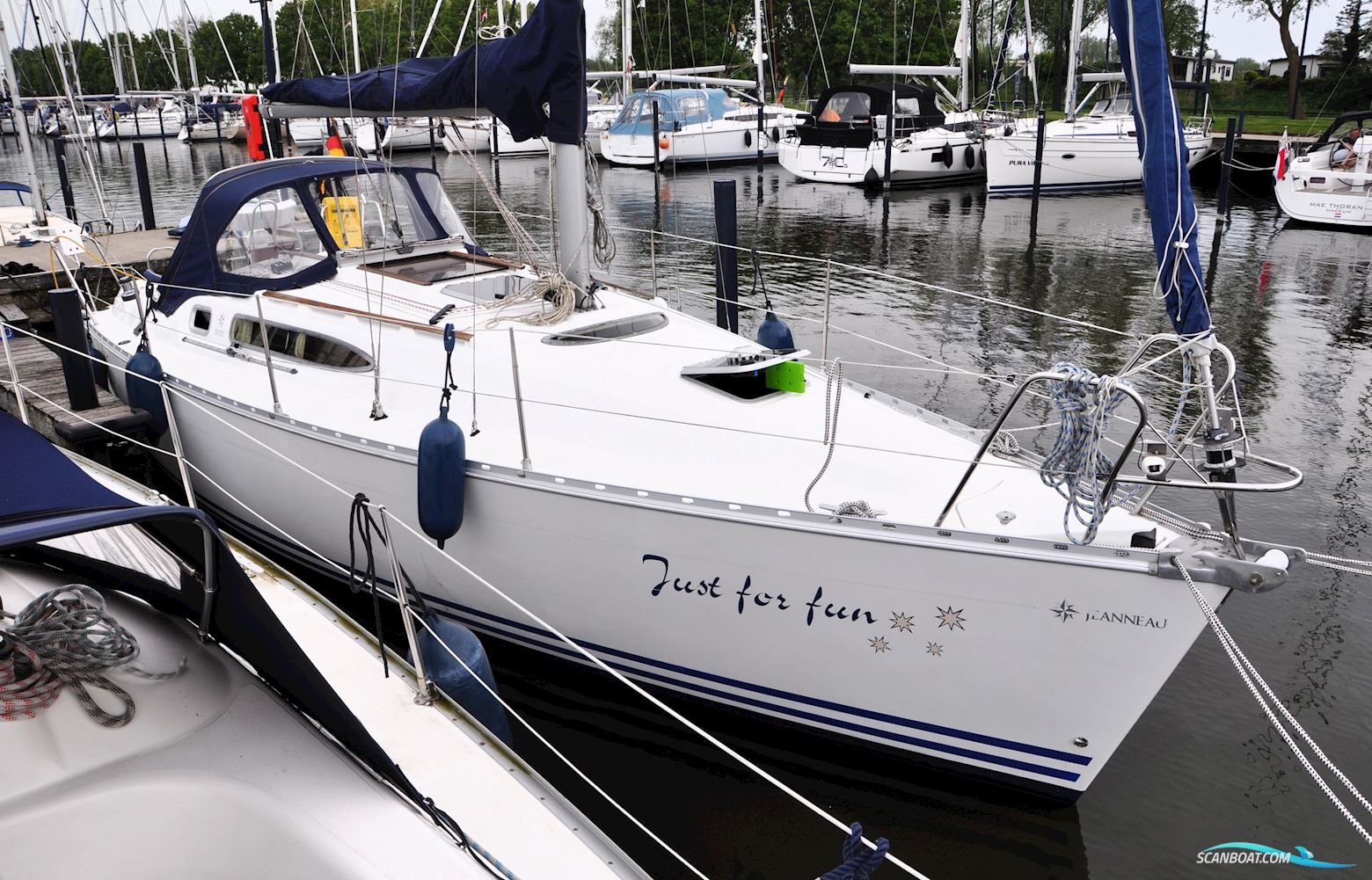 Jeanneau 32,2 Sailing boat 2000, with Yanmar engine, The Netherlands