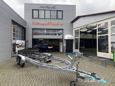 Freewheel Rollentrailer Båtsutrustning 2015, Holland