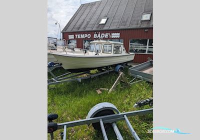 Uttern 560 MR Motor boat 2000, with Suziki ( 130 Timer ) engine, Denmark