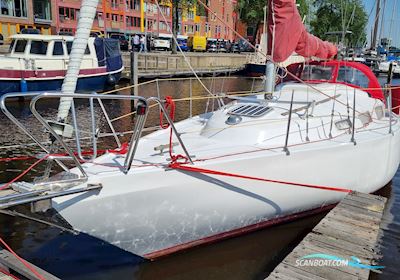 Arabesque 30 Sailingboat 1975, with Vetus M2.18 (2017) engine, The Netherlands