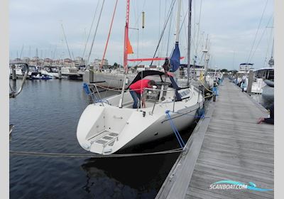 Elan 33 Zeilboten 1988, met Yanmar motor, The Netherlands