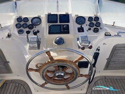 Live Aboard And Well Maintained Cruising Motor Yacht Motorboot 1991, mit 2 * Caterpillar 3208 motor, Portugal