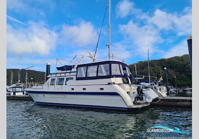 Trader Signature 535 Motorboat 2002, with Caterpillar 3196 engine, United Kingdom