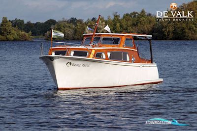Feadship Akerboom Motorboat 1955, with Peugeot Idenor engine, The Netherlands