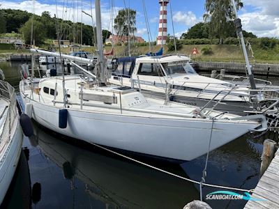 Apache 37 Sparkmann & Stephens Segelbåt 1968, med Universal M-25Xpb
 motor, Danmark