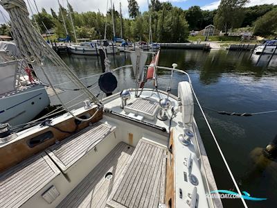 Apache 37 Sparkmann & Stephens Segelbåt 1968, med Universal M-25Xpb
 motor, Danmark
