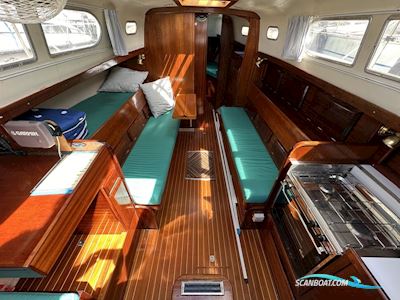 Apache 37 Sparkmann & Stephens Segelbåt 1968, med Universal M-25Xpb
 motor, Danmark