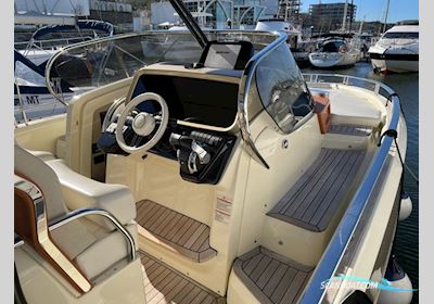 Invictus 370GT Motorbåd 2020, med Mercury motor, Portugal