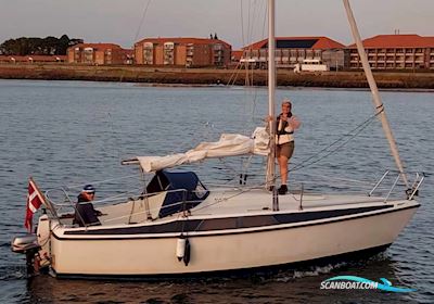 Maxi 68 Segelbåt 1976, med Mariner motor, Danmark