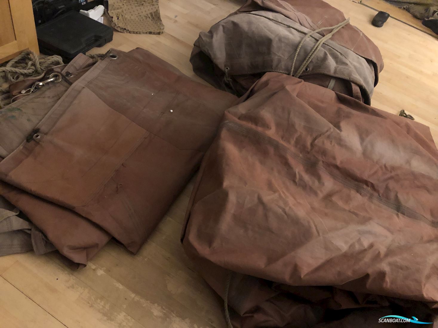  sejl fra en skonnert 4 stk