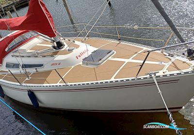 Larsen 28 Sejlbåd 1986, med Volvo Penta  motor, Danmark