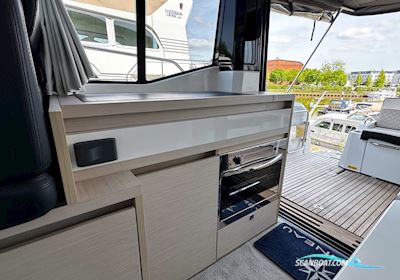 Jeanneau NC 33 Motorboat 2022, with Volvo Penta D3-220 DP engine, Germany