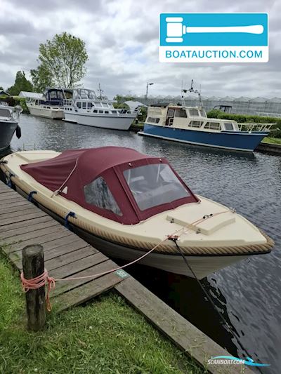 Oud Huijzer 560 Motorboat 2007, with Suzuki engine, The Netherlands