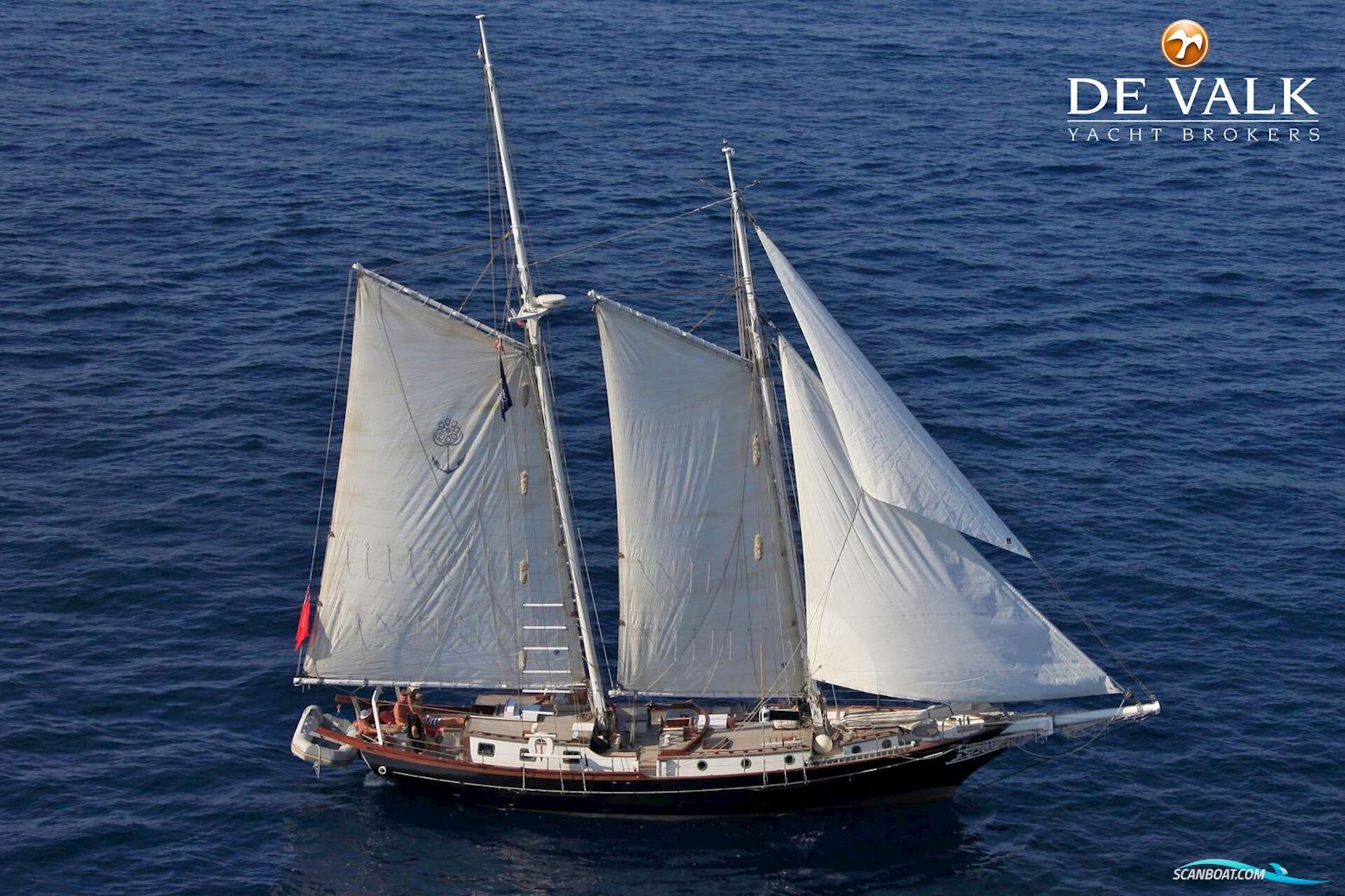 Schooner Sitting Bull 19.80 Sailingboat 1978, with Perkins Sabre engine, Italy