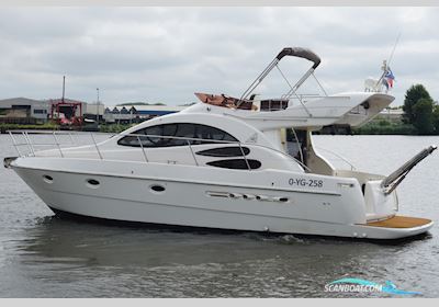 Azimut 39 FLY Motorbåd 2001, med Caterpillar motor, Holland