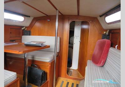 Colvic Countess 28 Sejlbåd 1984, med Volvo Penta MD2030 motor, England