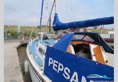 Colvic Countess 28 Sejlbåd 1984, med Volvo Penta MD2030 motor, England