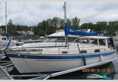 Hallberg-Rassy 94 Kutter Sailingboat 1982, with Volvo Penta MD 17D engine, Sweden