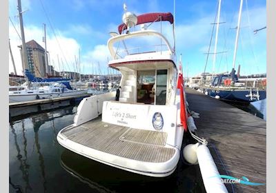 Jeanneau Prestige 36 Motorboat 2005, with Volvo Penta D6-370 engine, United Kingdom