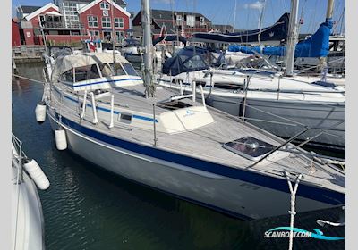 Malö 106 Sejlbåd 1987, med Volvo Penta
 motor, Danmark