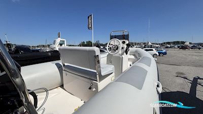 Valiant 470 Sport Motorboat 2014, with Mercury 40hk 4-Takt engine, Sweden