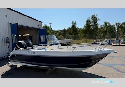 Uttern S52 Exclusive Motorbåd 2006, med Mercury motor, Sverige