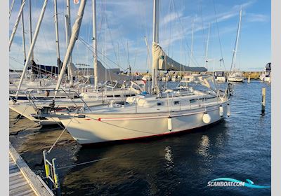 OE 32 Sailingboat 1984, with Yanmar 3YM30 engine, Denmark