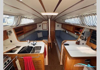 Maxi  1000 Sailingboat 1993, with Volvo Penta  D1 20 engine, United Kingdom