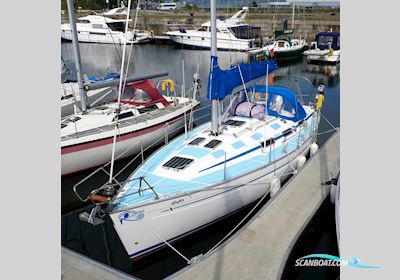 Bavaria 34 Cruser Segelbåt 2000, med Volvo Penta MD2020 motor, England