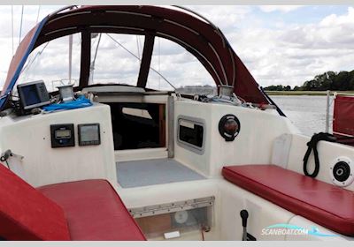 Westerly Yachts Merlin Sejlbåd 1985, med 2007 Nanni 3.75 HE motor, England