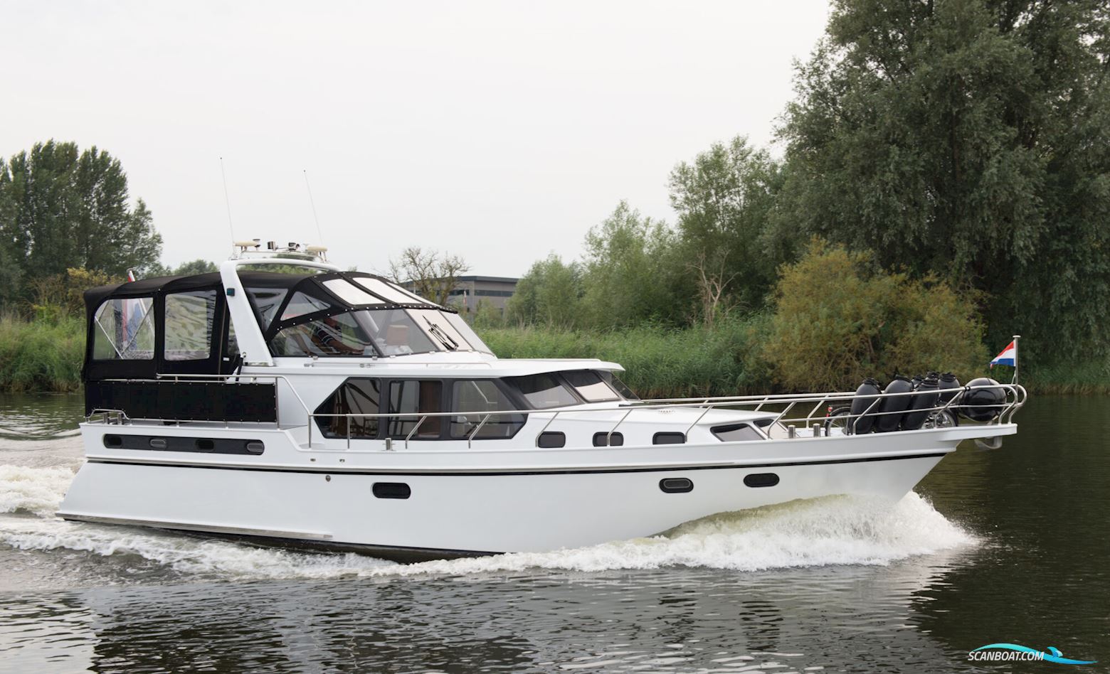 Explorer Classic 44 AK Cabrio Motorboat 1998, with Iveco M14.02 engine, Belgium