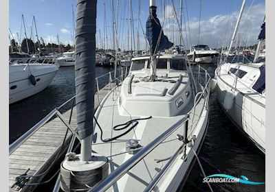 LM 30 Sailingboat 1986, with Bukh DV36 SME engine, United Kingdom