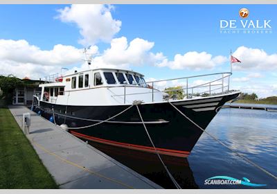 Vripack Trawler 1950 Motorboat 1992, with Vovo-Penta engine, The Netherlands