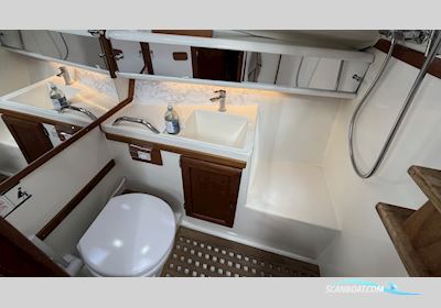 Bayliner 3288 Motoryacht  Motorboot 1990, mit US Marine Hino motor, Dänemark