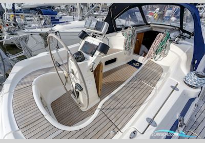 Bavaria 36-2 Sejlbåd 2002, med Volvo Penta motor, Holland