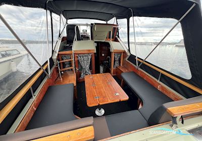 Coronet 32 OF Motorbåd 1979, med 2 x Volvo Penta TAMD 40 motor, Sverige