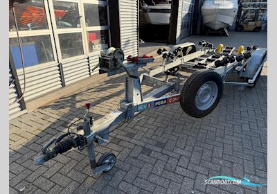 Pega Tandemasser rollen Boattrailer 2011, The Netherlands