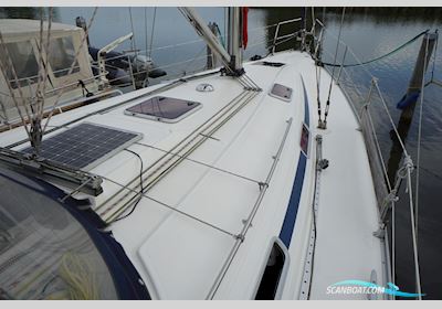 Bavaria 38 (2 cabin) Sejlbåd 2004, med Volvo Penta motor, Holland