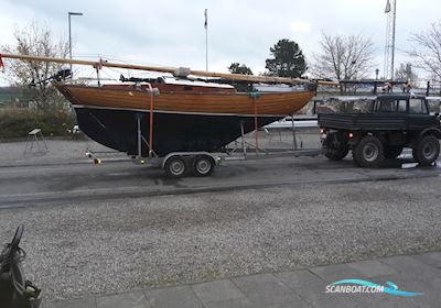 Folkeboot Sailingboat 1965, with Mercury engine, Germany