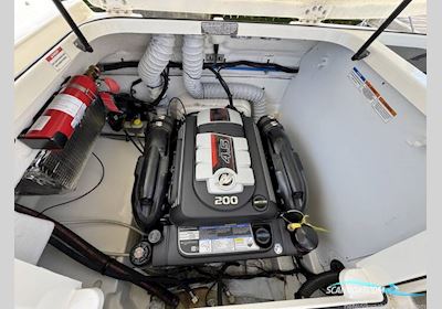 Bayliner VR5 Motorbåt 2017, med Mercruiser motor, England