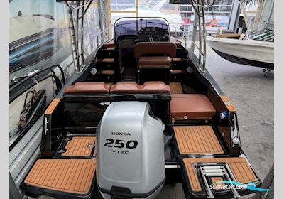 Tecnoteam  Revo 4K7 WA Motorbåd 2024, Holland