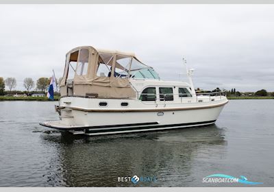 Linssen Grand Sturdy 34.9 AC Motorbåd 2014, med Volvo Penta is een Zweeds merk dat wereldwijd bekendstaat om betrouwbare en krachtige scheepsmotoren en aandrijfsystemen. Ze leveren zowel diesel- al motor, Holland