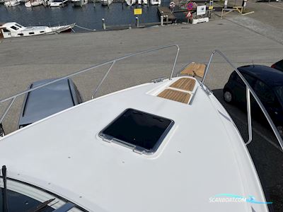 Aquador 27 HT (2020) - NEDSAT Efterårspris Motorboat 2020, with Mercury MD 3.0 V6-270 engine, Denmark