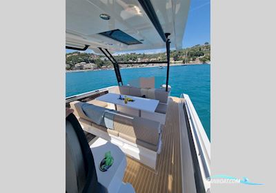 De Antonio Yachts D32 Motorbåd 2024, med 2x Mercury F 300 XL DTS Verado AMS V8 motor, Italien