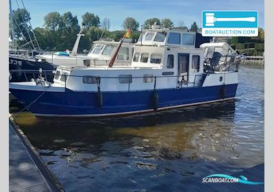Motorboat 1050 Motorboat 1980, with Mercedes engine, The Netherlands