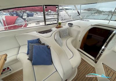 Bavaria 37 HT Motorbåd 2008, med 2 x Volvo Penta D4-300 motor, Danmark